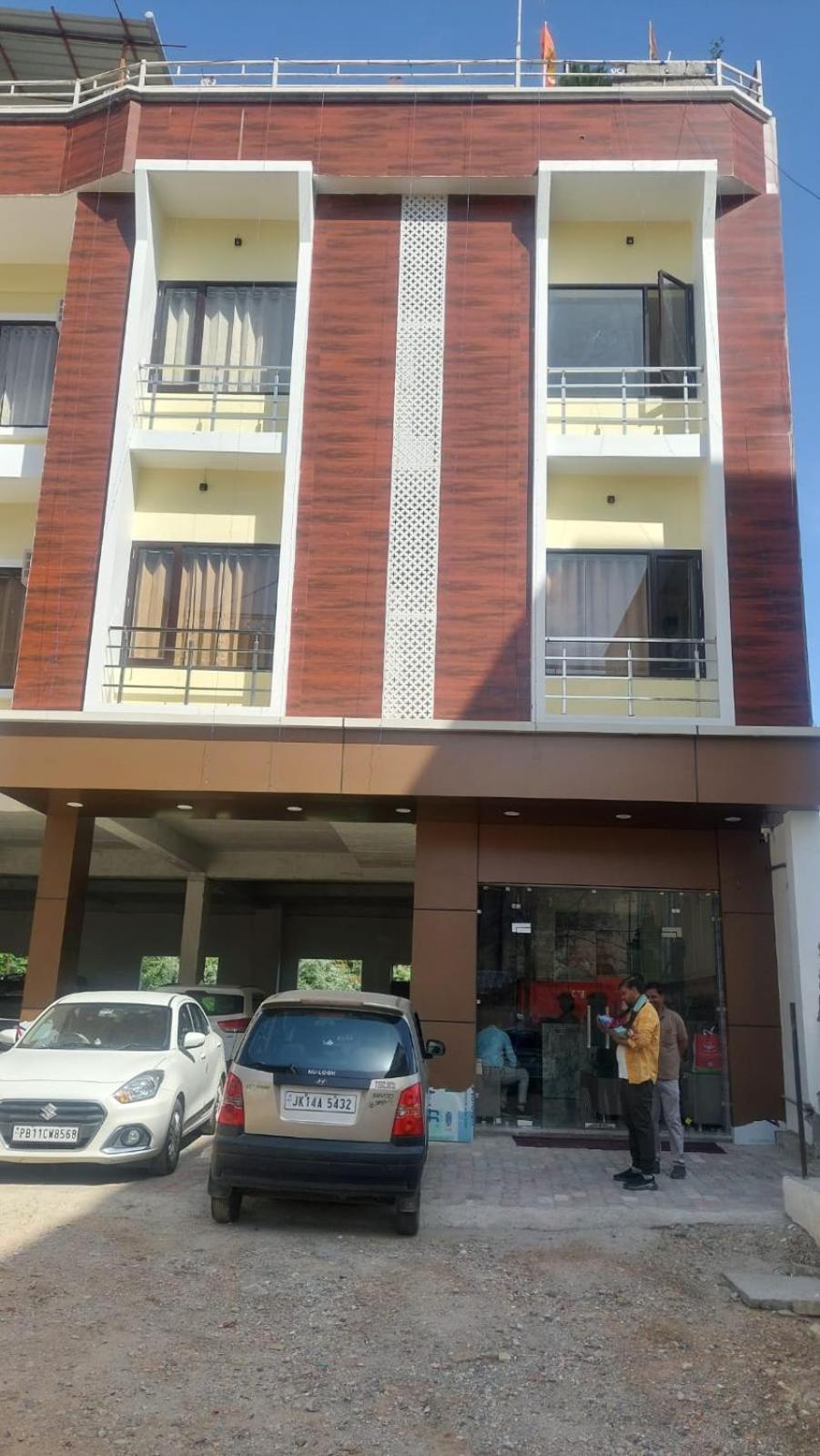 格德拉 Satya Residency酒店 外观 照片
